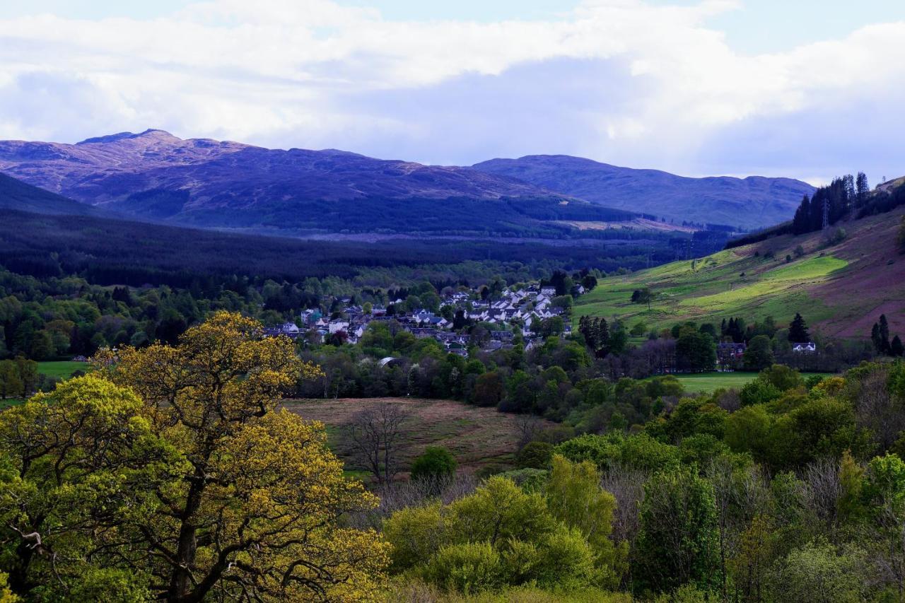 Cosy Rowan Woodland No1 Killin